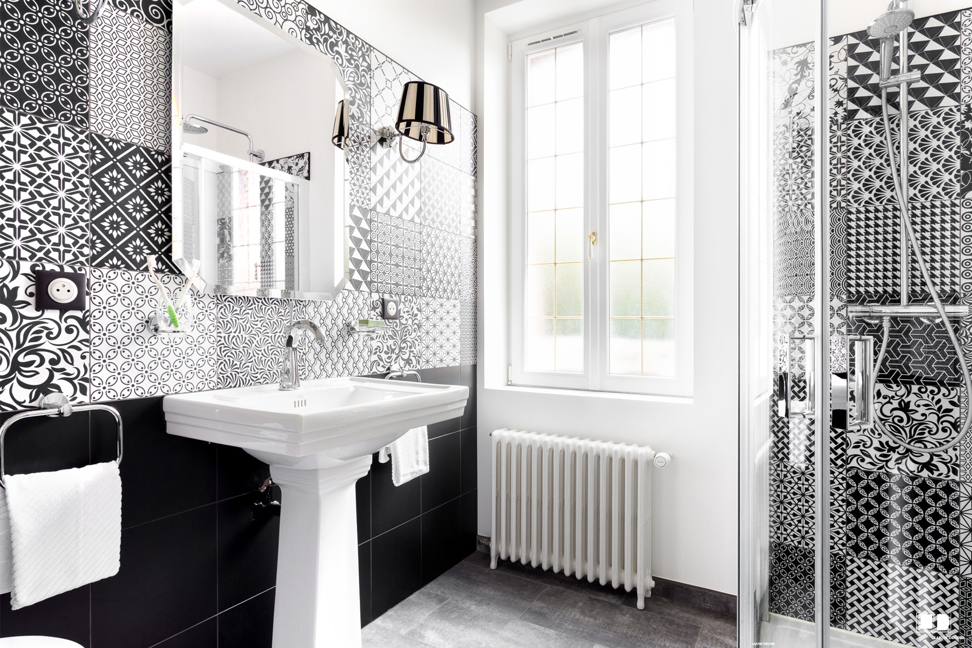 découvrez comment transformer votre espace avec une rénovation de salle de bain chic : inspirations modernes, conseils de design et astuces pour créer un intérieur élégant et fonctionnel.