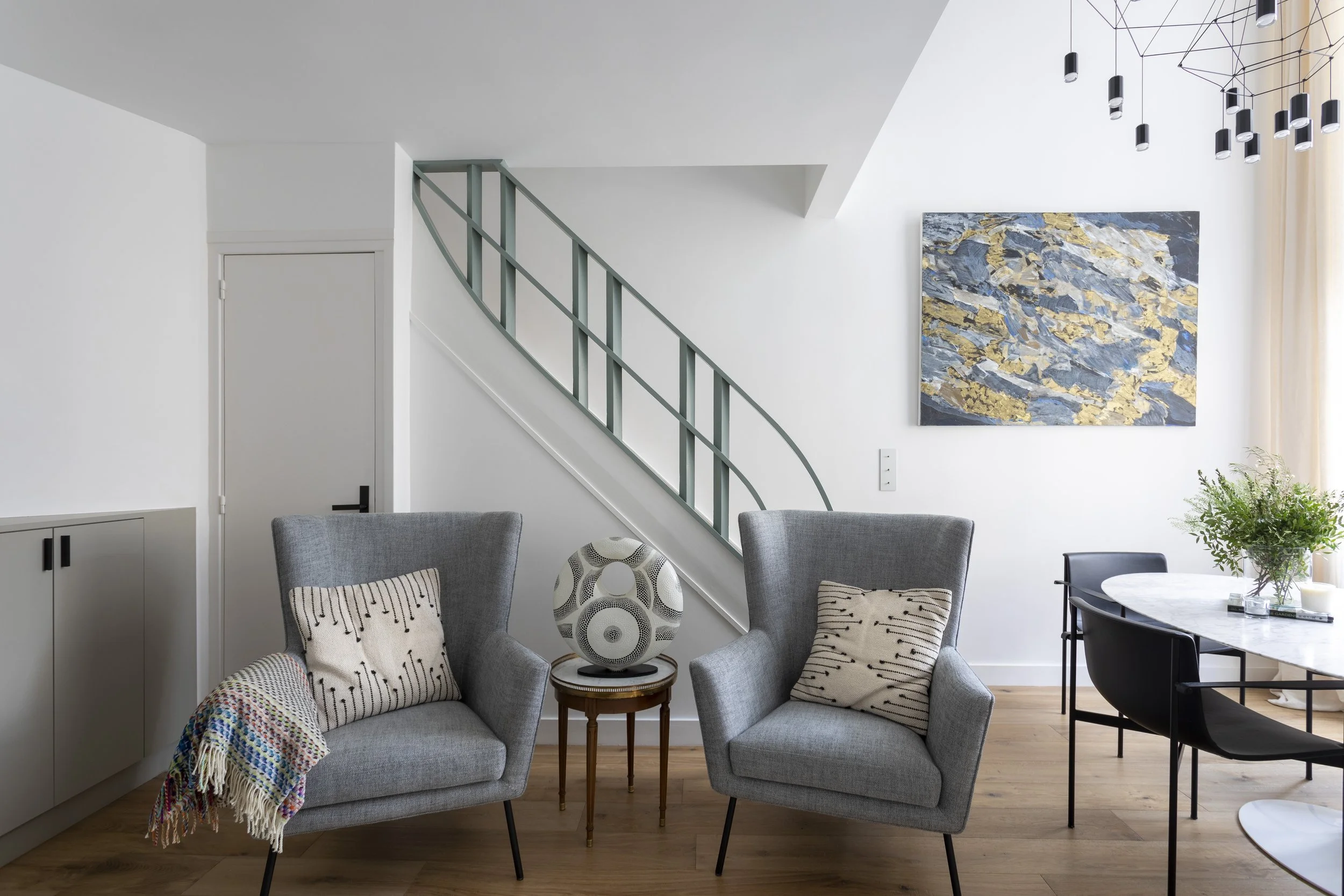 découvrez nos conseils et solutions pour réussir la rénovation de votre studio : idées d'aménagement, budget, choix des matériaux et astuces pour optimiser chaque mètre carré.