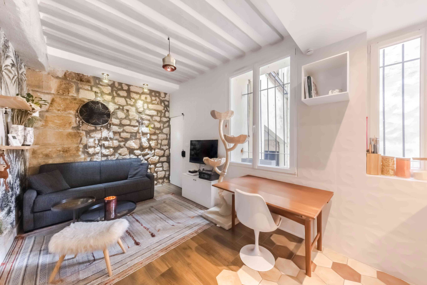 découvrez nos conseils et idées pour réussir la rénovation complète d'un studio de 30m2, optimiser l'espace, moderniser la décoration et améliorer le confort de votre petit logement.