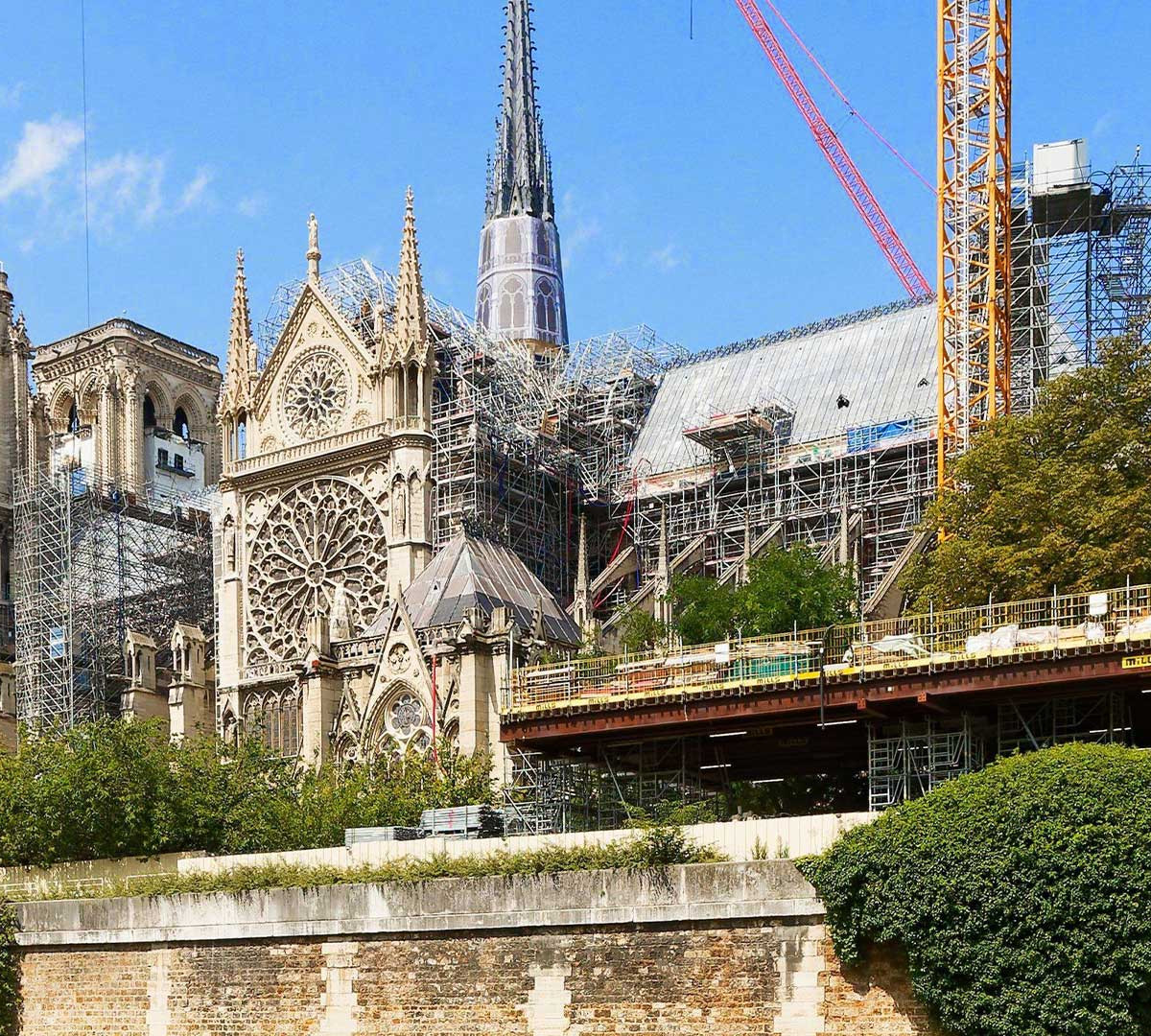 découvrez les avancées majeures du chantier de restauration de notre-dame de paris, avec un objectif de réouverture prévu pour 2030. suivez les étapes clés, les innovations et le travail passionné des équipes mobilisées pour redonner vie à ce monument emblématique.