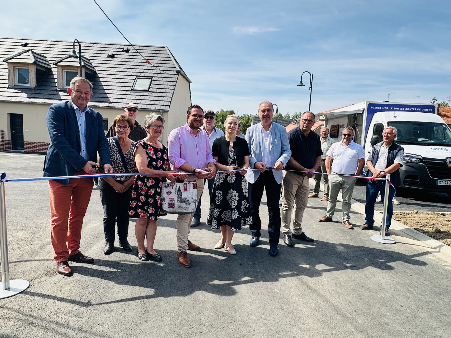 donnez une nouvelle vie à votre intérieur avec nos astuces et conseils pour revitaliser votre habitat et créer un espace harmonieux, moderne et chaleureux.