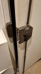 besoin d’un serrurier en urgence à meudon ? intervention rapide 24h/24 et 7j/7 pour ouverture de porte, changement de serrure et dépannage en toute sécurité. devis gratuit !