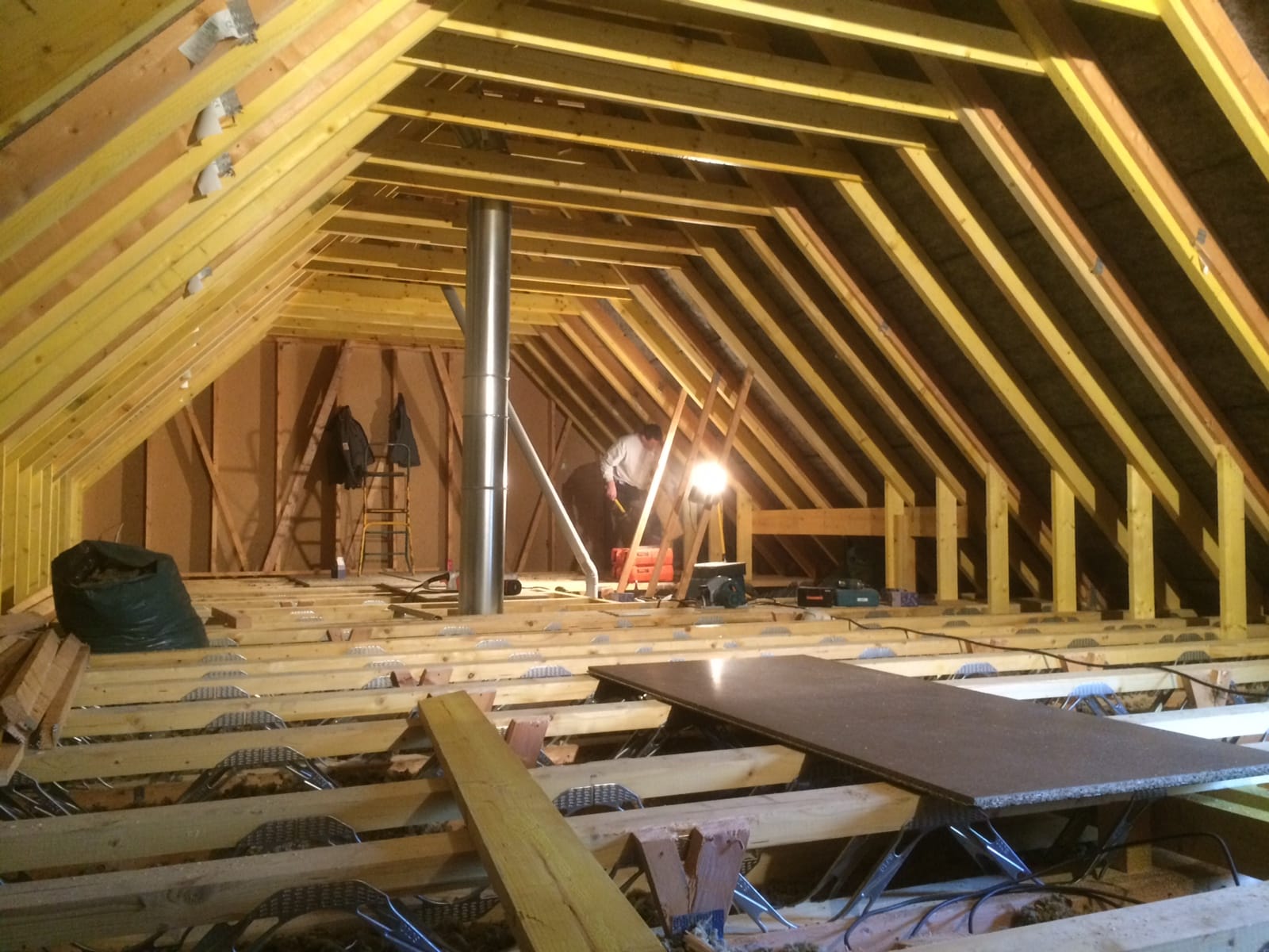 découvrez comment optimiser l’espace de votre maison en transformant vos combles : conseils, étapes clés et astuces pour réussir l’aménagement de vos combles et gagner des mètres carrés.