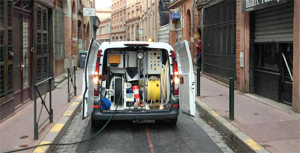 vous cherchez un plombier à malakoff ? découvrez nos conseils et astuces pour trouver rapidement un artisan fiable, disponible et proche de chez vous pour tous vos besoins en plomberie.