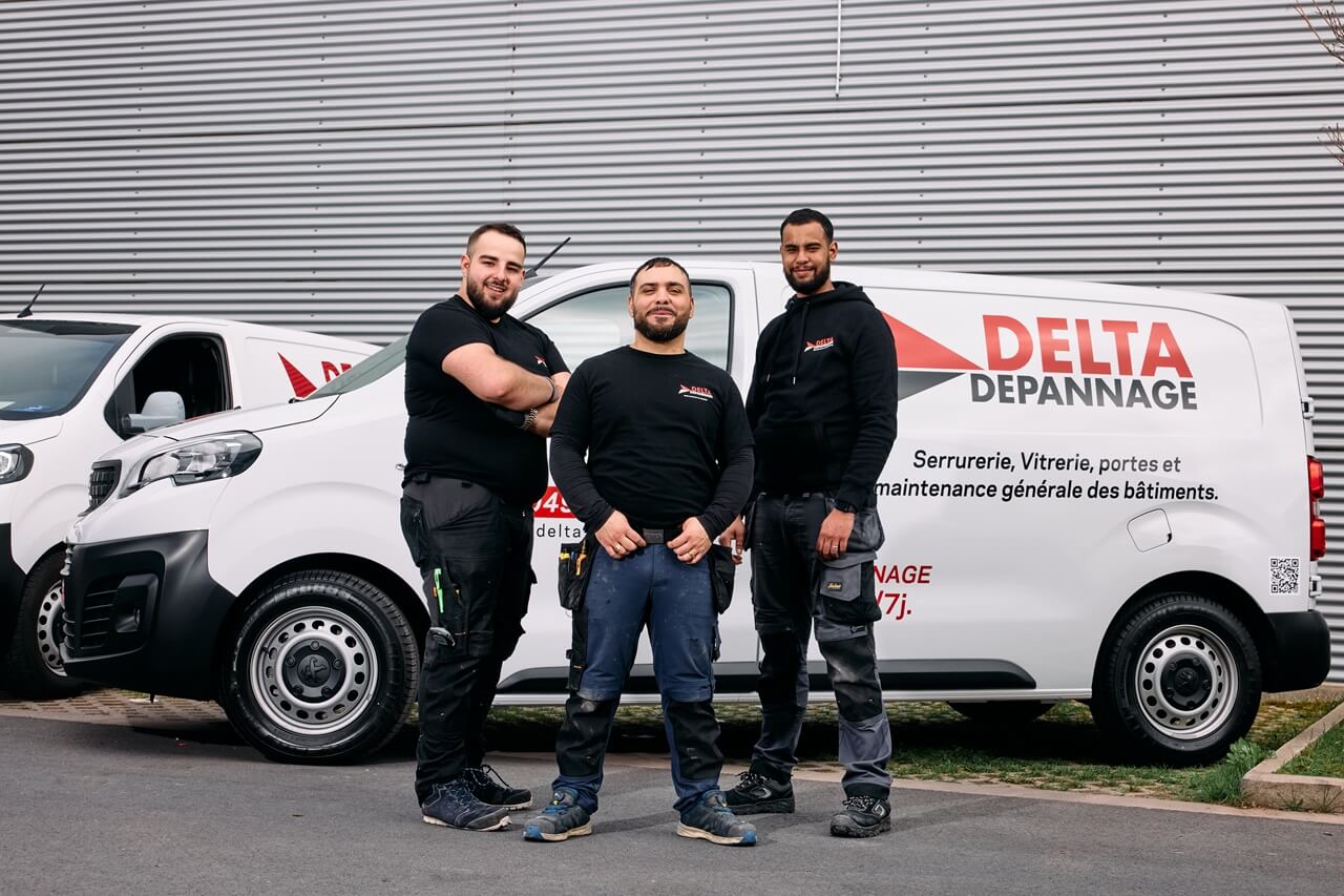 besoin d'un expert en vitrerie pour un dépannage rapide ? profitez d’un service professionnel pour la réparation et le remplacement de vos vitres, 24h/24 et 7j/7. intervention rapide et devis gratuit.