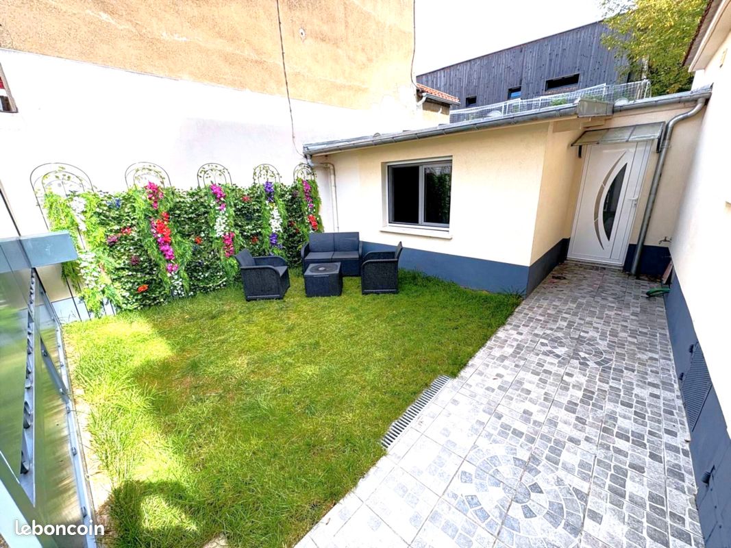 trouvez la meilleure assurance pour vos travaux de rénovation à chaville. comparez les offres et protégez votre projet contre les imprévus grâce à nos solutions d’assurances sur mesure.