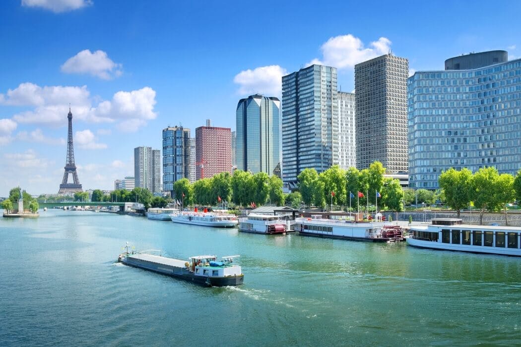 obtenez rapidement un devis personnalisé pour vos travaux de rénovation à paris 15. profitez de l’expertise d’artisans qualifiés pour rénover votre appartement ou maison avec sérieux et transparence.