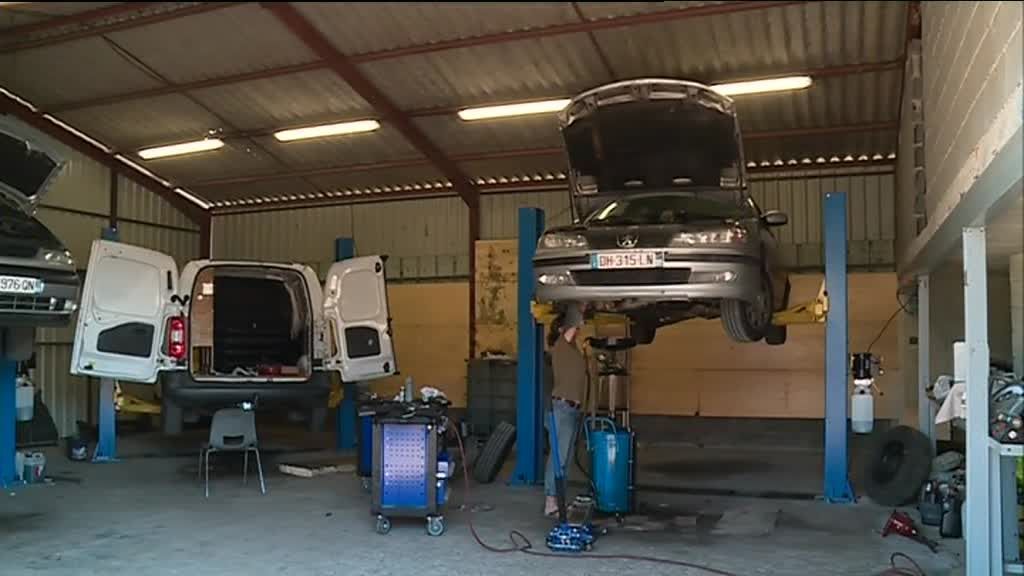 découvrez des astuces et conseils pratiques pour réaliser des économies dans votre garage, optimiser vos dépenses et entretenir votre véhicule sans vous ruiner.