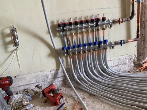 besoin d'un plombier à arcueil ? intervention rapide pour tous travaux de plomberie : dépannage, installation, réparation de fuites. service professionnel et devis gratuit.