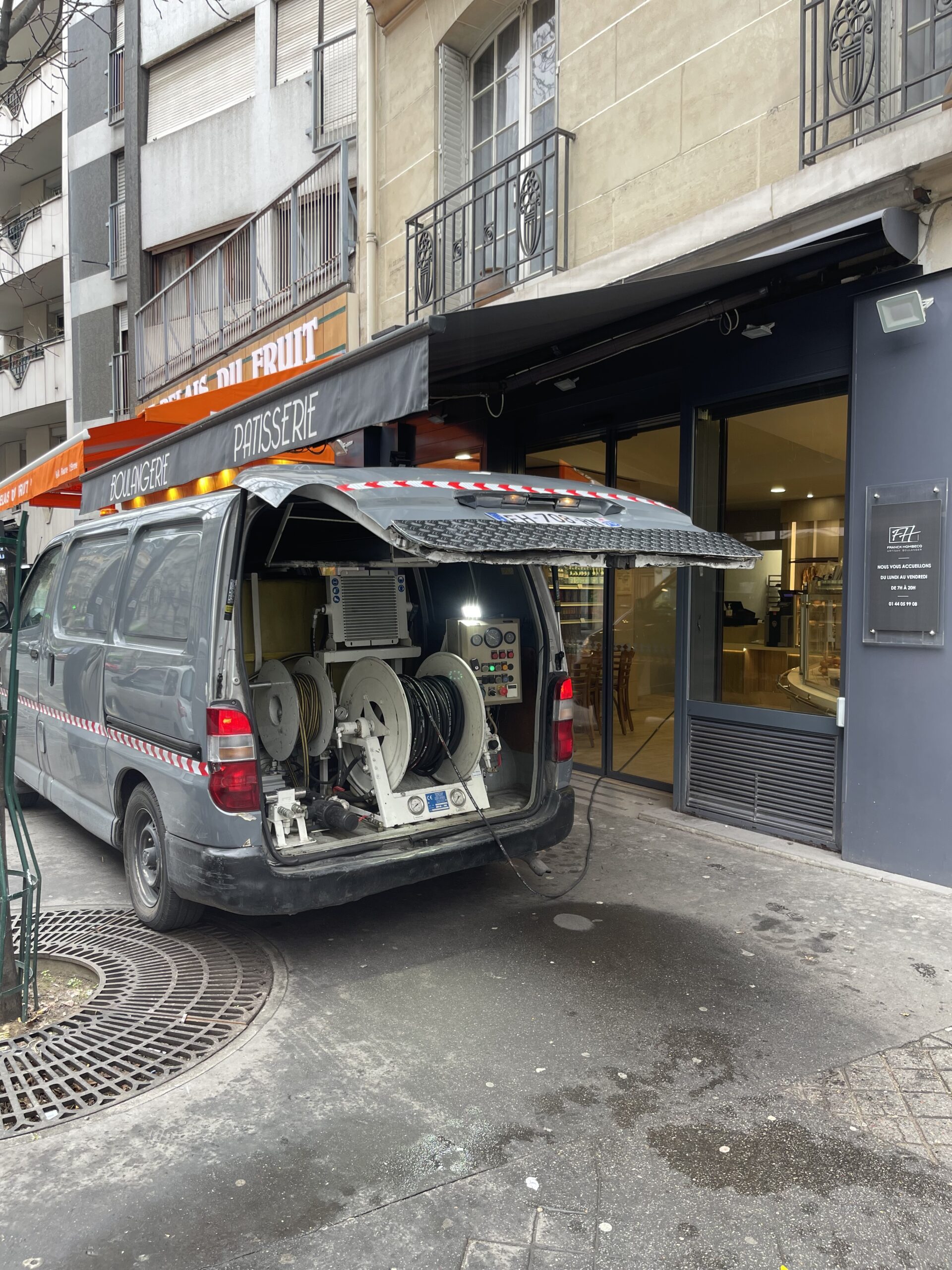 besoin d'une intervention rapide en plomberie à arcueil ? nos experts interviennent 24h/24 et 7j/7 pour toutes vos urgences : fuites, canalisations bouchées, chauffages en panne. contactez-nous dès maintenant !