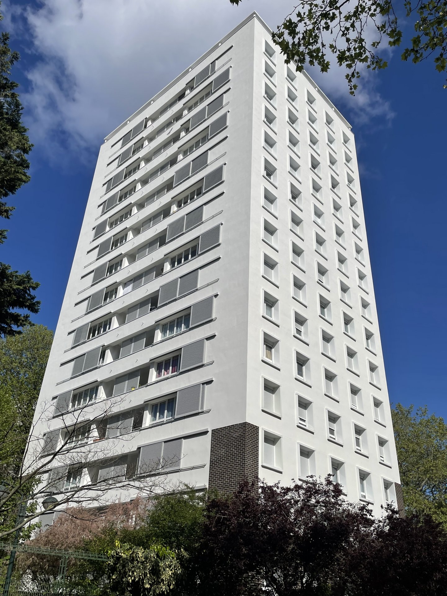 confiez votre projet de rénovation à clichy à des experts qualifiés. travaux sur mesure, conseils personnalisés et devis gratuit pour redonner vie à votre intérieur !