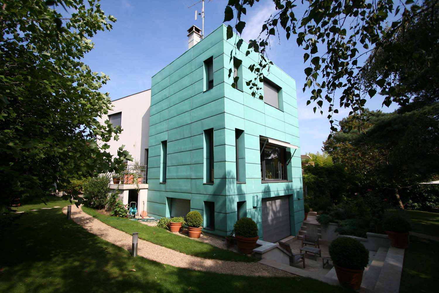 confiez votre projet de rénovation de maison à châtenay-malabry à des experts qualifiés. conseils, devis gratuits et accompagnement sur-mesure pour valoriser et moderniser votre habitation.
