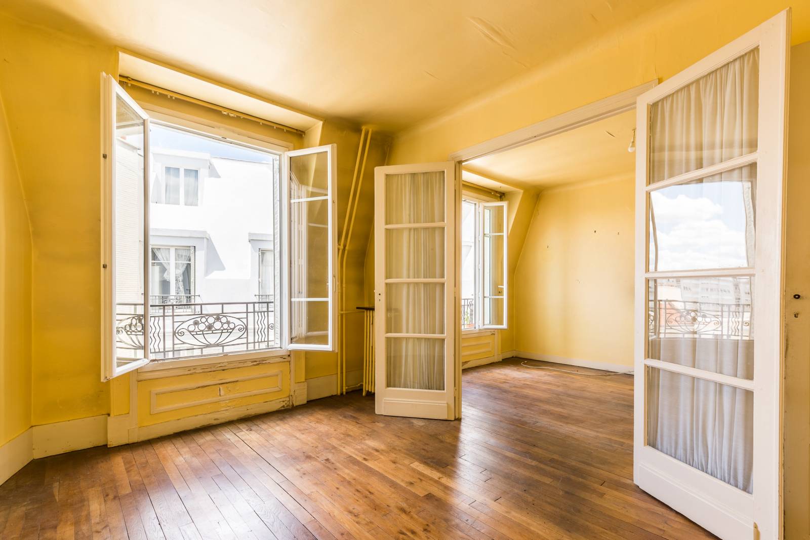 découvrez nos conseils pratiques et les aides disponibles pour rénover votre logement à paris, et transformez votre espace en un lieu moderne et confortable.