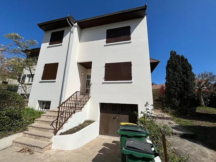 découvrez nos conseils et solutions pour rénover une maison ancienne à fontenay-aux-roses en 2025. transformez votre bien immobilier avec des experts locaux et profitez d'un habitat moderne et confortable tout en conservant le charme de l'ancien.