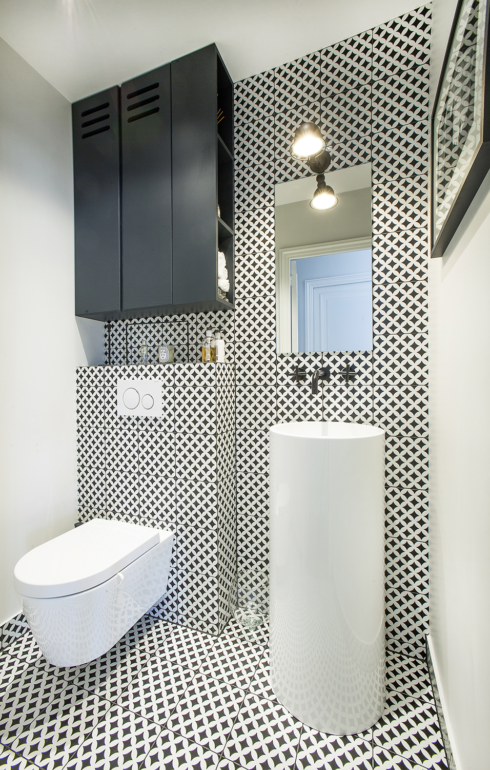 trouvez la salle de bain idéale dans le 75009 à paris : rénovation, aménagement, décoration et conseils pour créer un espace moderne et fonctionnel.