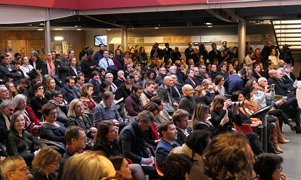 découvrez comment réinventer votre espace à paris 7 avec des idées innovantes et un design sur mesure pour un intérieur unique et convivial.